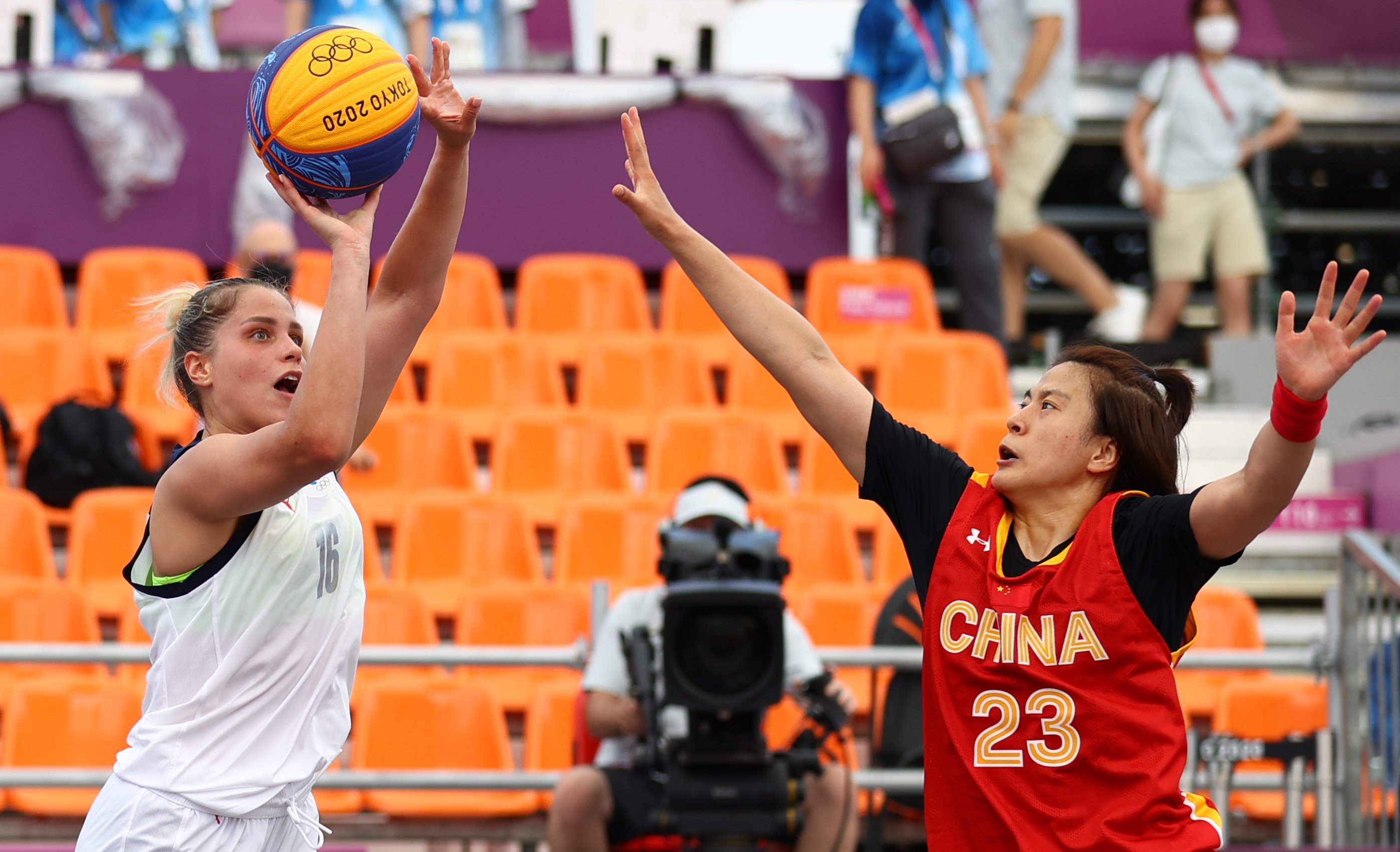 Баскетбол 3х3 игры. Женская сборная Китая по баскетболу 3х3. ОИ баскетбол женщины 3х3 Россия Италия.