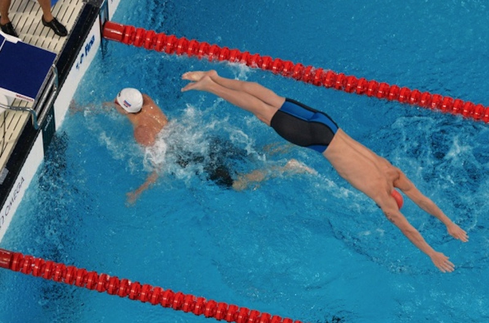 Кролем 50 метров мужчины. Эстафетное плавание Вольный стиль. Плавание эстафета. Комплексное плавание. Комбинированная эстафета в плавании.