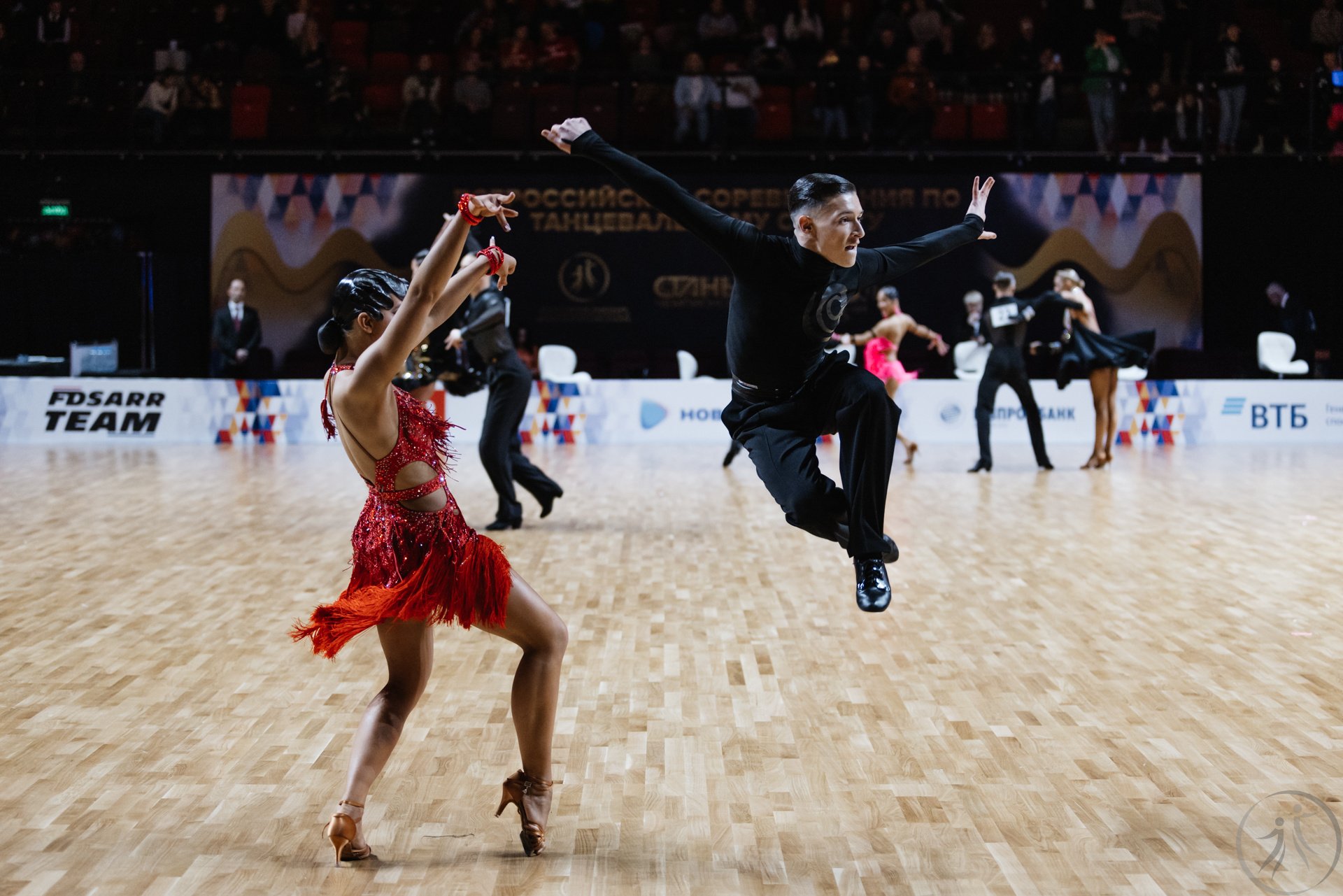 Спортивно бальные чемпионаты. Бальные танцы Чемпионат России 2022 латино Юниоры. Бальные танцы Чемпионат России 2022.