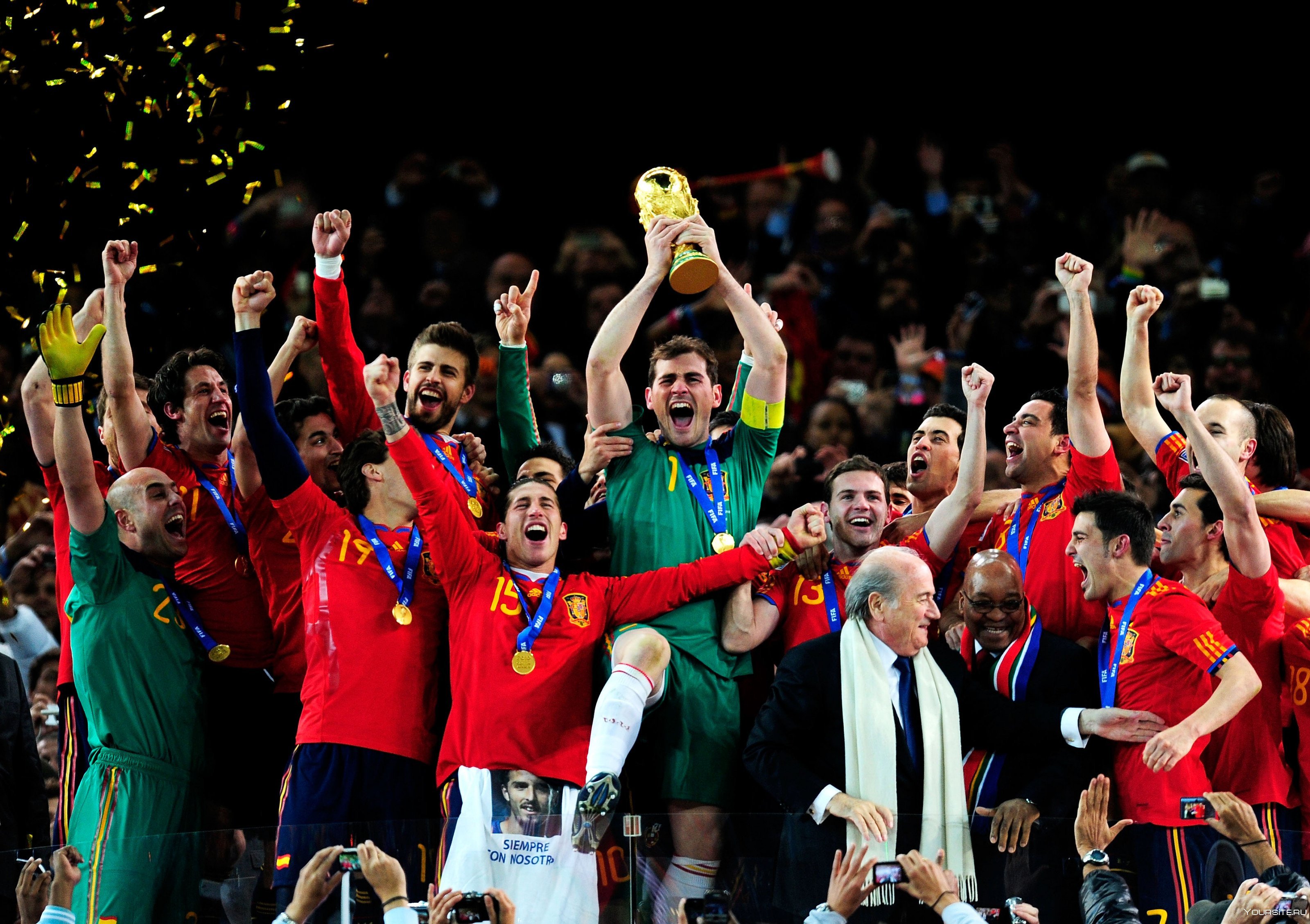 Сколько раз становилась чемпионом сборная команда испании. Икер Касильяс сборная Испания 2010. Испания ЧМ 2010.