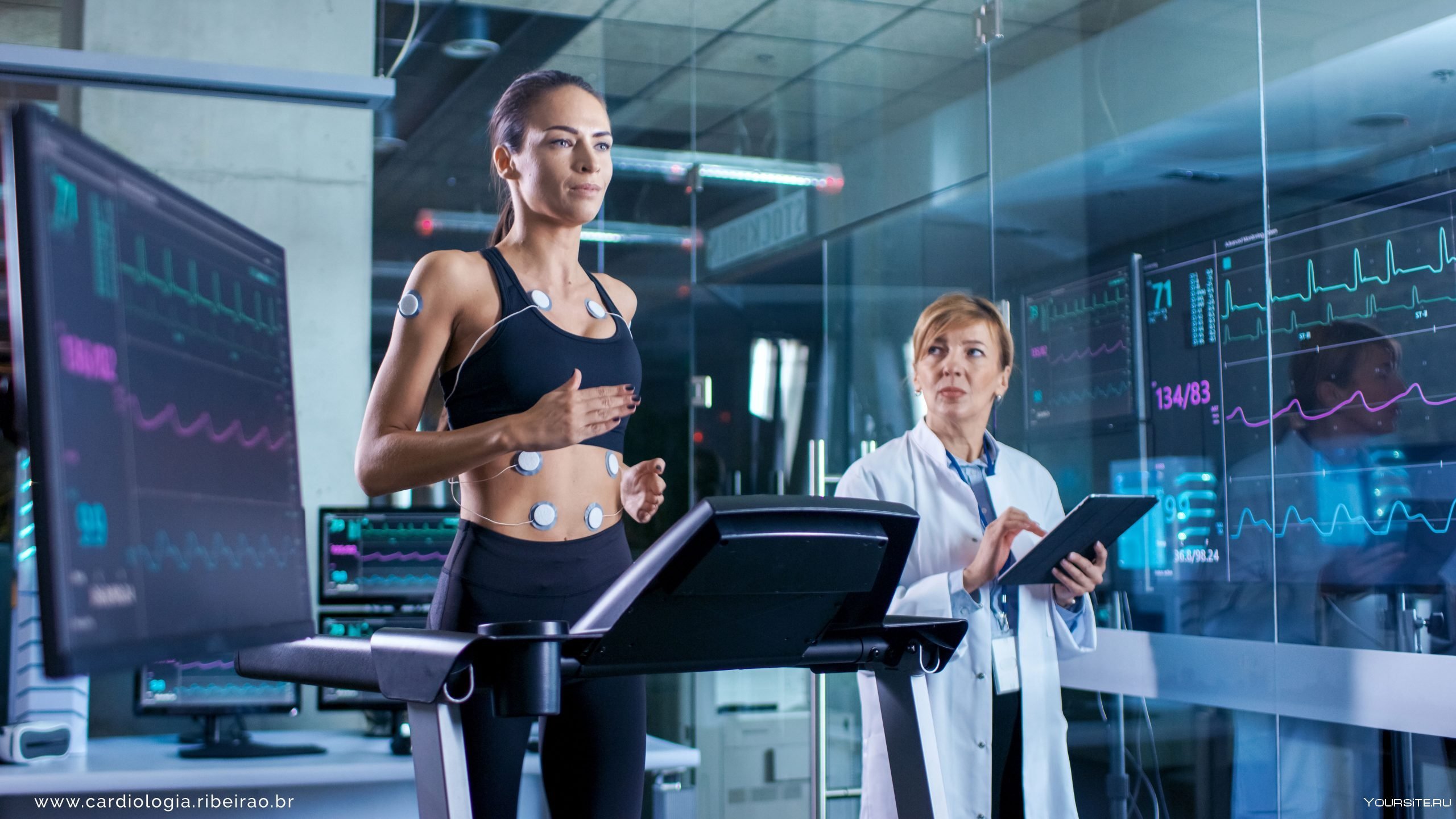 Персональные данные спортсменов. Спортивное исследование. Спорт и медицина. Женщины спортивные врачи. Технологии в спорте.