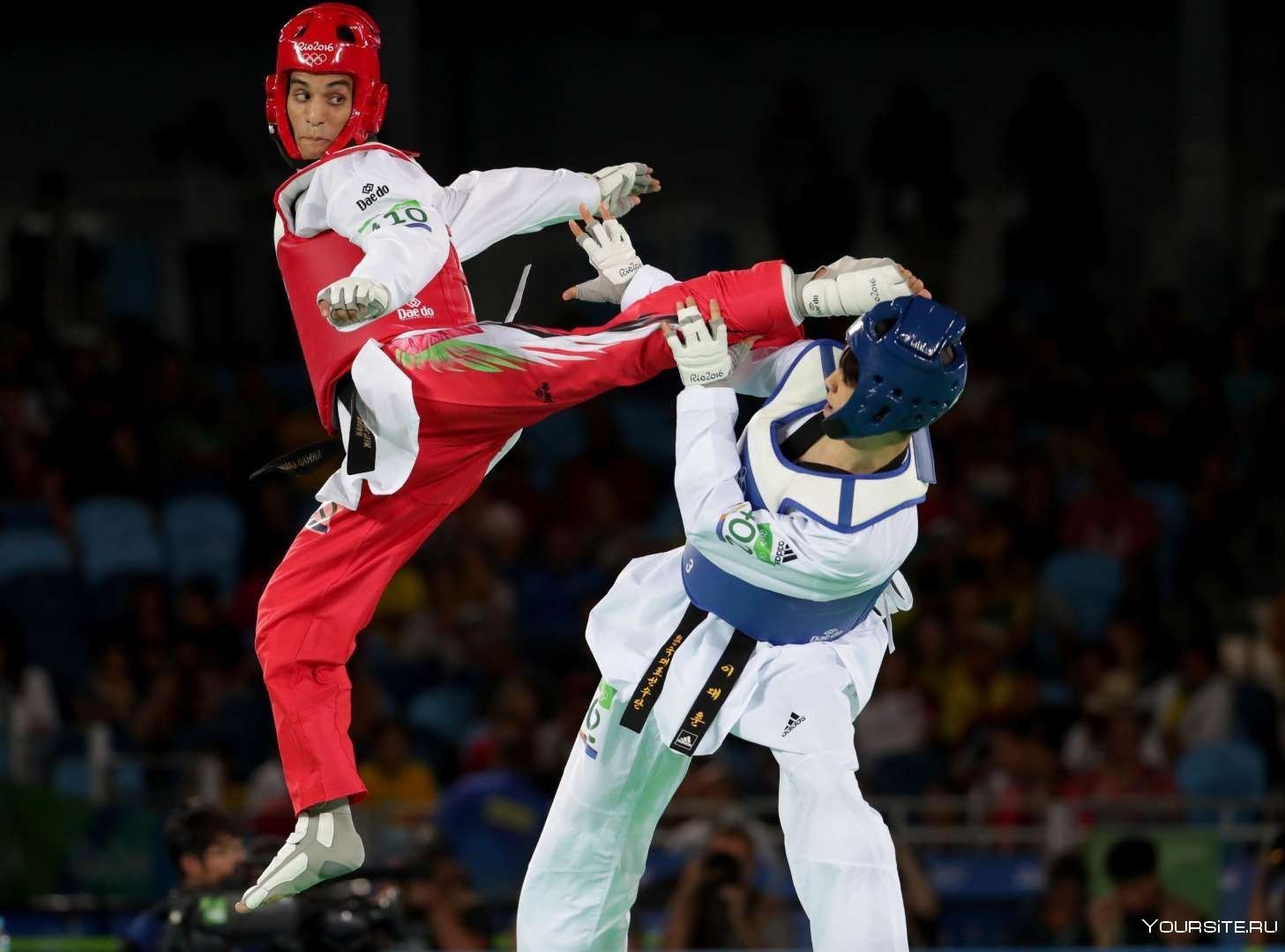 Таэквондо сильнее. Ahmad Abughaush. Taekwondo игра rio2016. Джейд Слэвин тхэквондо. Тхэквондо ГТФ.