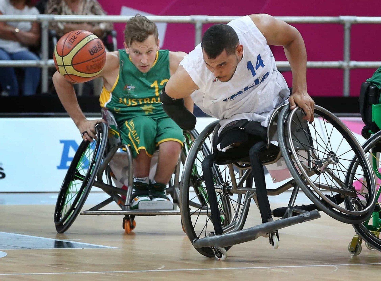 Люди с ограниченными возможностями примеры. Инвалиды спортсмены. Люди с ограниченными возможностями. Знаменитые спортсмены с ограниченными возможностями. Спорт для инвалидов.