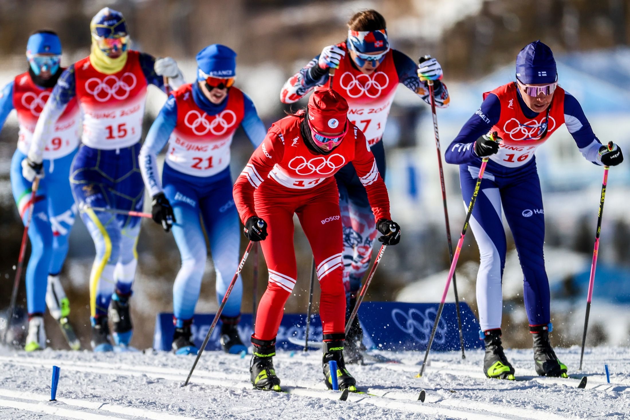 Лыжные гонки чемпионат россии командный спринт мужчины. Непряева и Ступак.